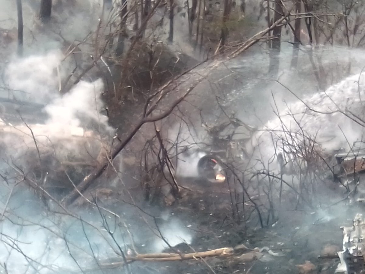 PCGobPue's tweet photo. @PC_Estatal junto con la #GuardiaNacional, P.C. de Vicente Guerrero, Nicolás Bravo, Policía Mpal. y Bomberos de Tehuacán atendieron volcadura e incendio de pipa del corporativo #GasOriente en el tramo de la carretera estatal Azumbilla - Tlacotepec de Díaz. https://t.co/97CEOkwBUm