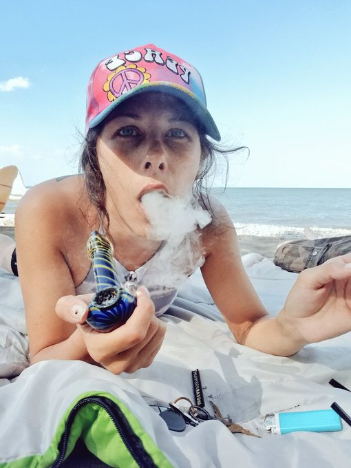 Indica-Queen88’s pics and videos