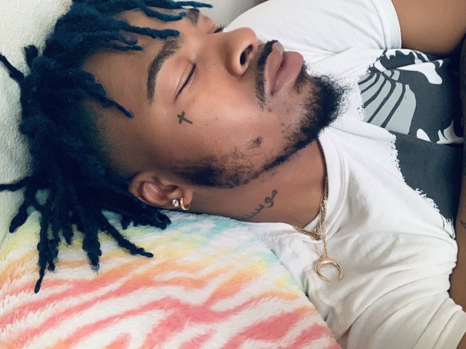 Watch ZER0°'s leaked NSFW photo on TwXstars