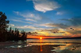 spellpaper's tweet photo. @CKnightWrites @autumnmckayne #SmoreWords July 13: The resetting of my novel #PrairieFaeries is inspired by the pride people have living where I do. And views like this: https://t.co/HxeEnpFzuT