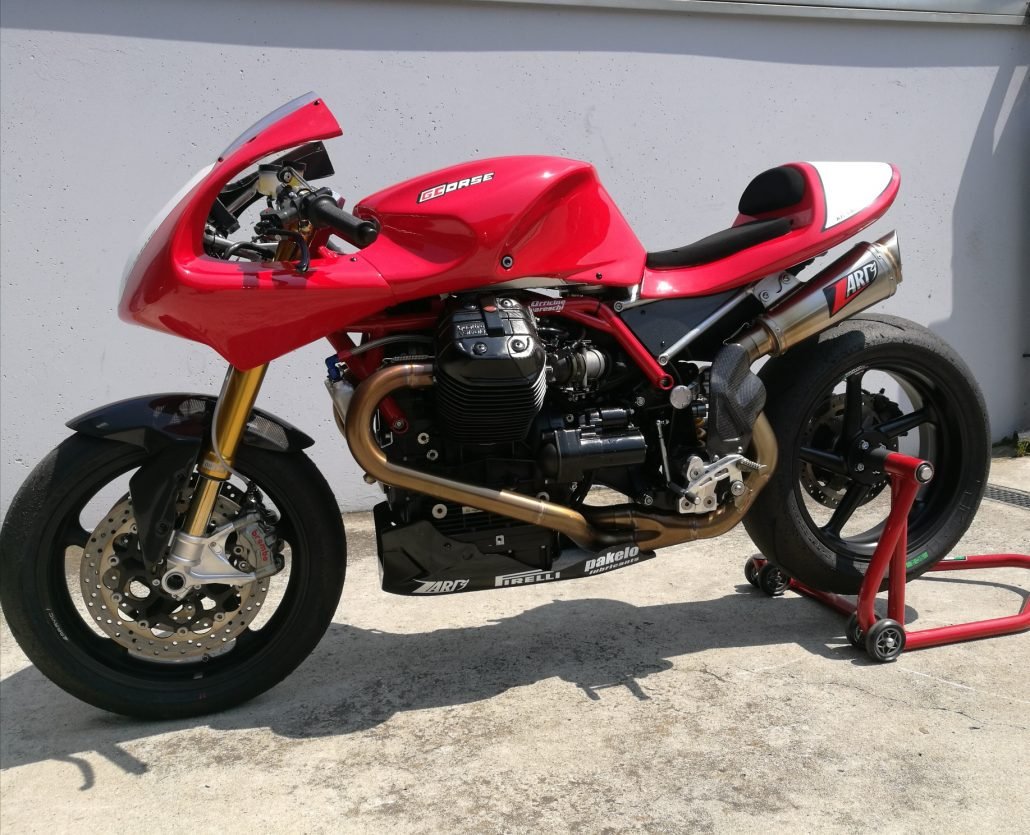 CosimoDina's tweet photo. #fattoinitalia Guareschi Moto "Kit Varano" prodotto nell'officina di Parma per trasformare le Moto Guzzi. #moto #elaborare https://t.co/PmORsenDn1