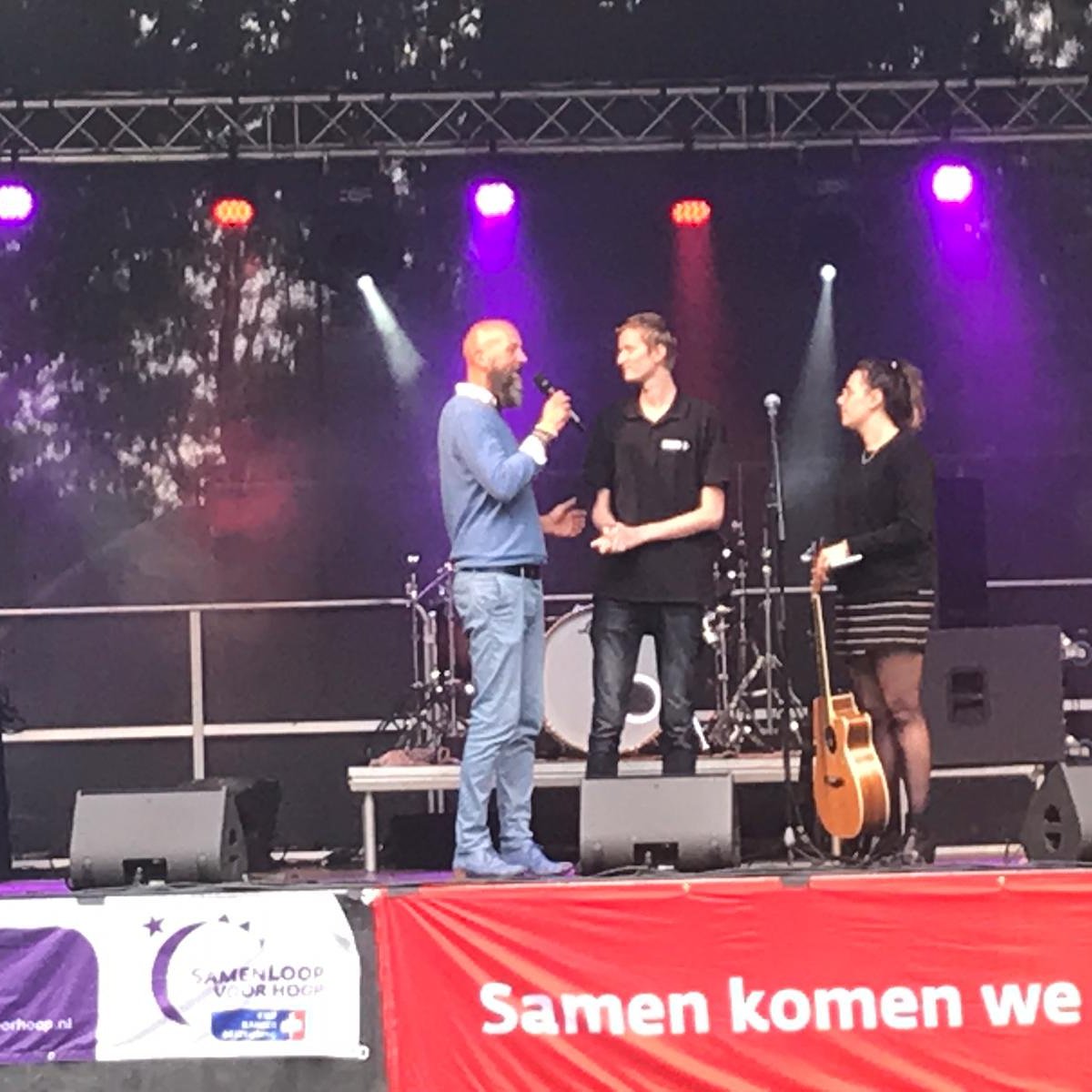 Ik heb de eer de dagpresentatie te mogen doen voor Samenloop Voor Hoop Stadskanaal, 24 uur aanwezig! Chapeau voor de organisatie en heel veel respect voor de deelnemers!