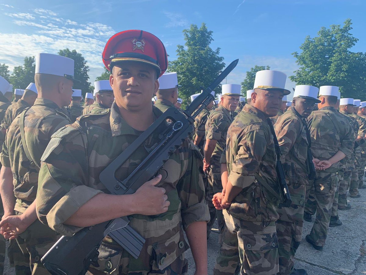 The Royal Lancers (@theroyallancers) on Twitter photo Proud to be the Army’s ambassadors at the 2019 Bastille Day Parade tomorrow - the Guidon will be flying alongside our French allies along the Champs-Élysées tomorrow! <a href="/BritishArmy/">British Army 🇬🇧</a> <a href="/UKinFrance/">UK in France</a> #entente #BastilleDay #leslancers Proud to be the Army’s ambassadors at the 2019 Bastille Day Parade tomorrow - the Guidon will be flying alongside our French allies along the Champs-Élysées tomorrow! <a href="/BritishArmy/">British Army 🇬🇧</a> <a href="/UKinFrance/">UK in France</a> #entente #BastilleDay #leslancers