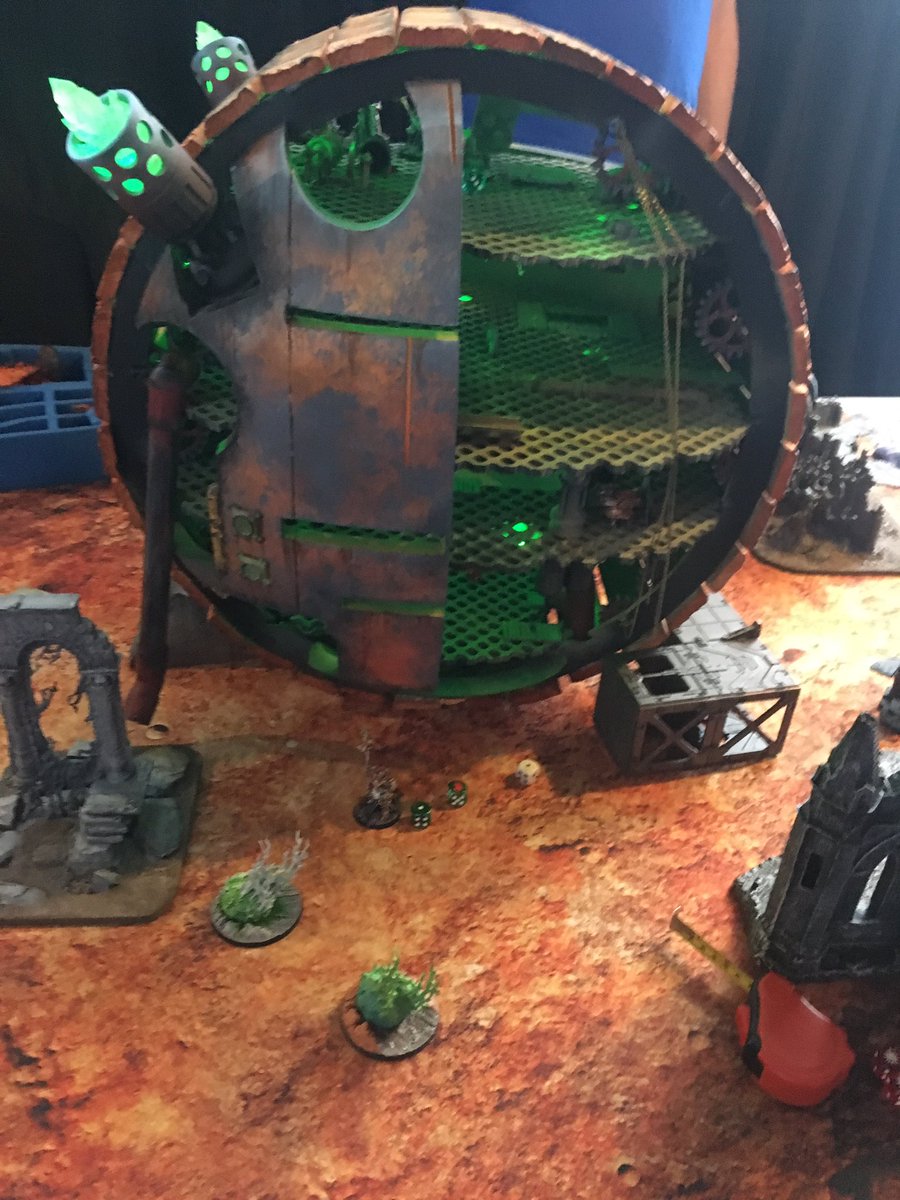 tinracersteve's tweet photo. #MINDOMR The game ends with the #warpwheel rolling off the table with no skaven aboard full of broken spells and wounded fyreslayers, only ogors fighting on. Maybe a win for warpdigger - tbc... https://t.co/8UsglYNtRA