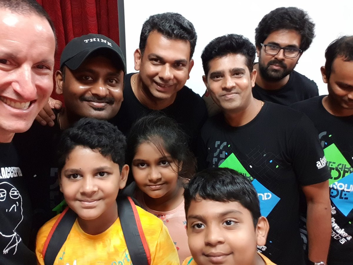 connor_mc_d's tweet image. Kids hacking day at #ogyatra #thefuture