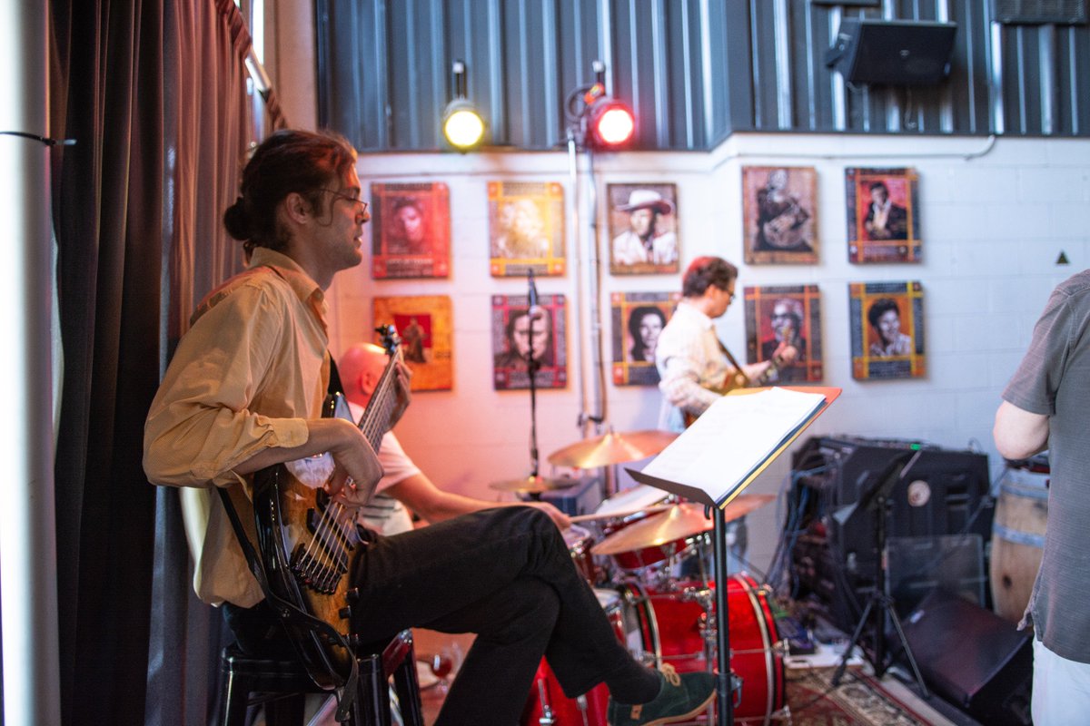 LIVE MUSIC LINEUP at <a href="/TNBrewWorks/">Tennessee Brew Works</a> today:
2PM <a href="/jonrossmusician/">Jon Ross</a>
3PM <a href="/EverMoreNest/">Ever More Nest</a>
5PM The Lilliston Effect
6:45PM <a href="/KristenCothron/">Kristen Cothron</a>

Pairs perfectly with some finely tuned #craftbeer! Open until 10PM.