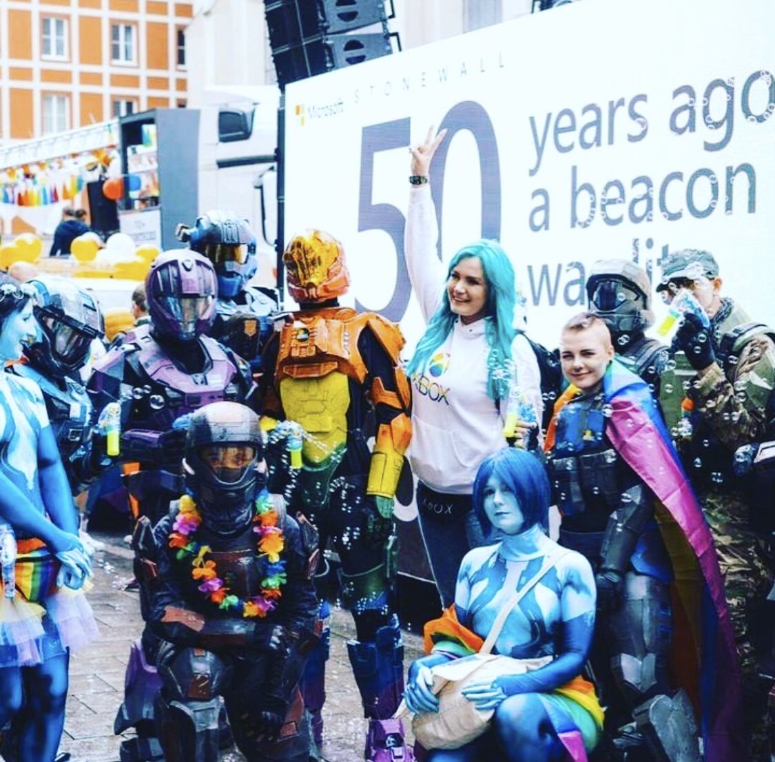 GMaxee's tweet photo. Best Community on this planet @405thEuropean #csdmuenchen Bilder von @James_Zabel . Wir sehen uns beim #csdberlin #xboxlovesyou https://t.co/9v082KChiR