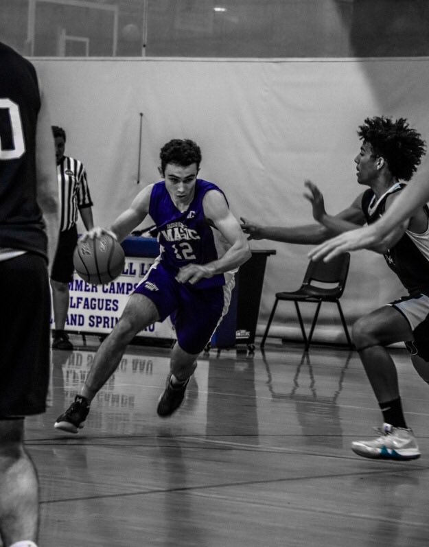 MiddlesexMagic's tweet photo. Magic and Scituate 2020 Jack Poirier continues his great play with 15 points in the opening round of the HGSL championship tournament. #MagicFamily https://t.co/vaugaG8ea8