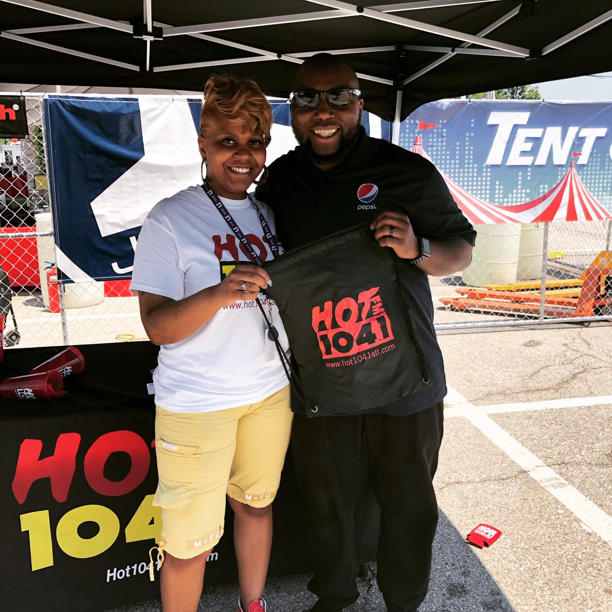 Hot987stl's tweet photo. @taneicianicole is at Custom sounds on Saint Charles Rock Road enter to Win Black Youngsta Tickets only here at Customs Sounds!! @djsirthurl will draw a winner at 2:30pm and we got giveaways so come out now! ‼️‼️ #blackyoungsta #customsounds #hot1041stl #stl #hot #numberonestl https://t.co/kfBgM2uUGf