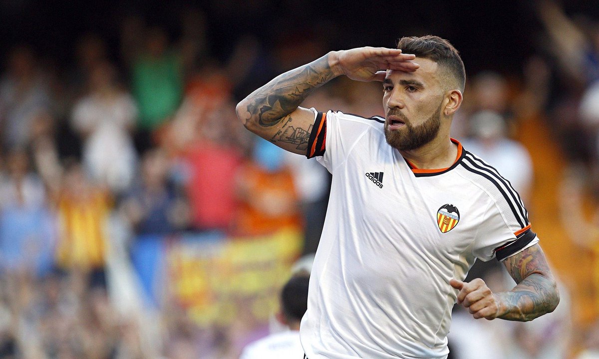 Nikche's tweet photo. Otamendi säga vara väldigt nära återkomst till Valencia. Vill att barnen ska  växa upp i staden och sagt åt sin agent att enbart lyssna på bud från Los Che just nu enligt Super. Lönen stora bekymret att lösa. #SillyChe https://t.co/BTTLbfh2Ra