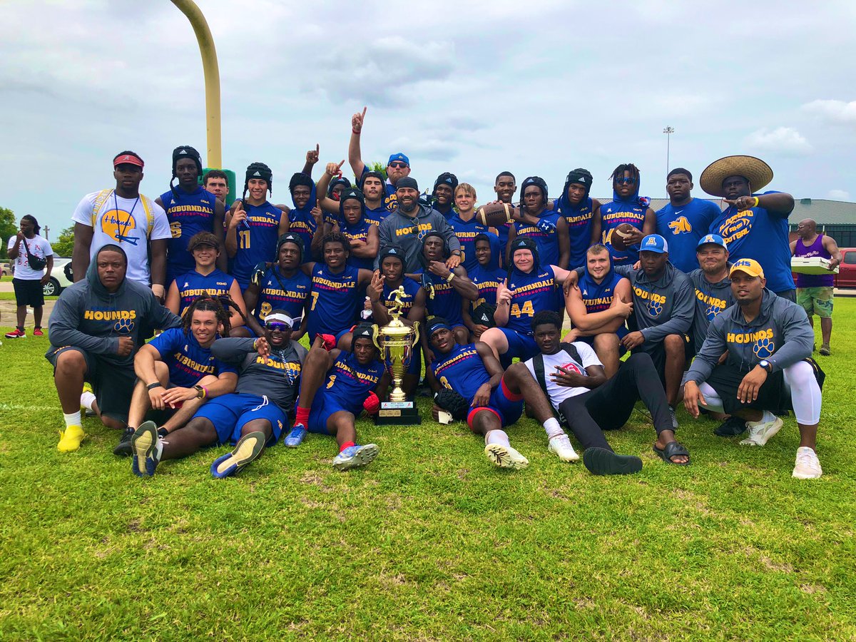 H2_Recruiting's tweet photo. 2019 Billy Deeds Polk County 7v7 Tournament Champions: @Bloodhounds_AHS https://t.co/tLlGDB0QH2