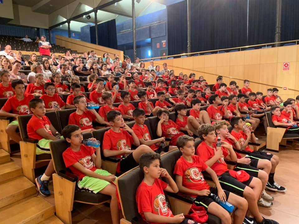 AtBaenenseCf's tweet photo. @CopaCOVAP Clausura del Campus Covap Celebrado en Baena. Nuestro deseo, que  hayáis tenido un buena estancia. Hasta pronto amigis https://t.co/Jf85G0dctJ