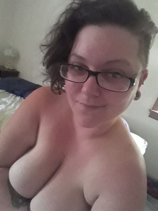 @SensationalSed1 CashApp! DM for my CashApp username! https://t.co/st0ljbfxPU<a class="tags" target="_blank" title="On Twitter" href="/?out=eyJ0eXAiOiJKV1QiLCJhbGciOiJIUzUxMiJ9.eyJpYXQiOjE3MjQ3OTc1MjMsImlzcyI6InR3cG9ybnN0YXJzLmNvbSIsIm5iZiI6MTcyNDc5NzUyMywiZXhwIjoxNzU2MzMzNTIzLCJyZWRpcmVjdF91cmwiOiJodHRwczovL3R3aXR0ZXIuY29tL1NlbnNhdGlvbmFsU2VkMSJ9.LThDSxBUhLTE0IzT7vsAJtwoRrNJ6tOzm6oLsIO_u5-wrh3xTYKm77FSMPztJt5xHhylLEzNR4dilvFGL5z0Mg">@SensationalSed1</a><a href="/tag/footfetish"class="tags"><span>#footfetish</span></a><a href="/tag/tribute"class="tags"><span>#tribute</span></a><a href="/tag/findom"class="tags"><span>#findom</span></a><a href="/tag/footworship"class="tags"><span>#footworship</span></a><a href="/tag/sph"class="tags"><span>#sph</span></a>