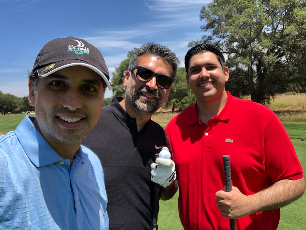 StanfordPlastic's tweet photo. Resident Appreciation Day Group 1: Golf Anyone? Our residents had a great time on the green with faculty. #stanfordplastic #residentfun https://t.co/AwAoJEK2Io