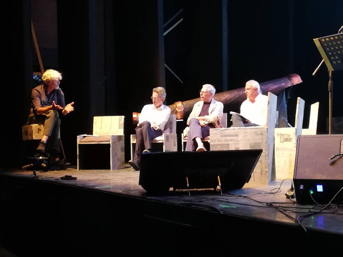 Waiting___Room's tweet photo. "È necessario costruire dei cittadini bravi ma è altresì necessario costruire le opportunità" Gaetano Manfredi
@NapoliTFI @PalazzoRealeNap #NTFI19 #TheWaitingRoom #teatronapoli #istruzione @UninaIT https://t.co/rmhklX2rG8