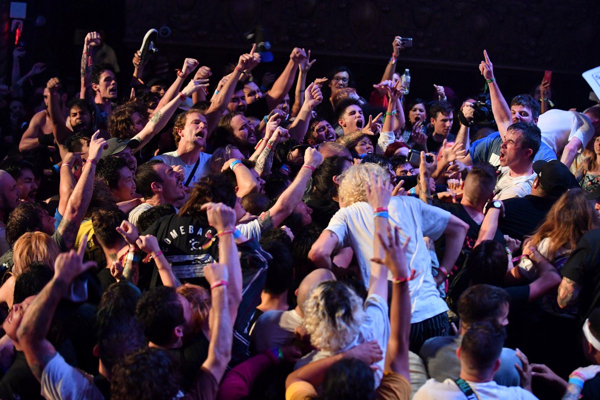 futurebreed's tweet photo. Photos from day 1 of @sound_and_fury at @BelascoLA with #HaveHeart #FuryHC @basementuk #NoWarning @initiatehc #Diztort @glitterererer @darehc #onestepcloserwb are now up at https://t.co/fidFd2Z9T2 https://t.co/nzOuwqgL0m