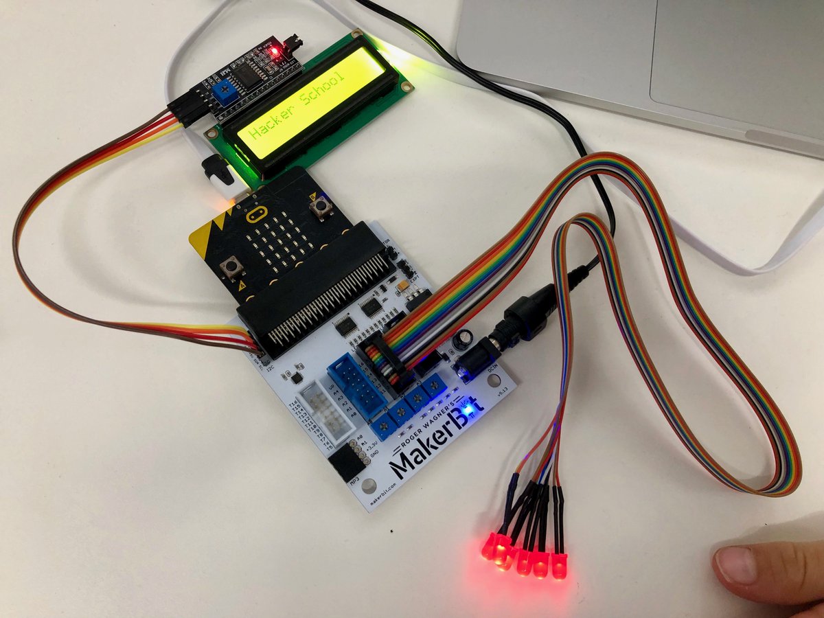 The kids at #CityHackerSchool asked for for-loops in <a href="/MSMakeCode/">Microsoft MakeCode</a> to iterate up and down in arbitrary ranges. No problem, we implemented and released an update to our MakerBit extension during the session!! Works well with <a href="/TheMakerBit/">TheMakerBit</a> LED blocks.