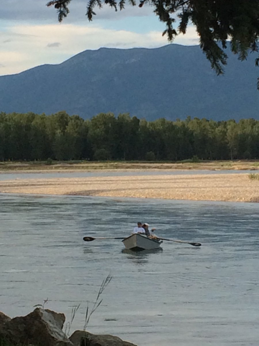 AdventuresHanks's tweet photo. If you could only hear the peace and quiet.
#montanamoment #montana #floatboat #flatheadriver https://t.co/kvU5wjvdDD
