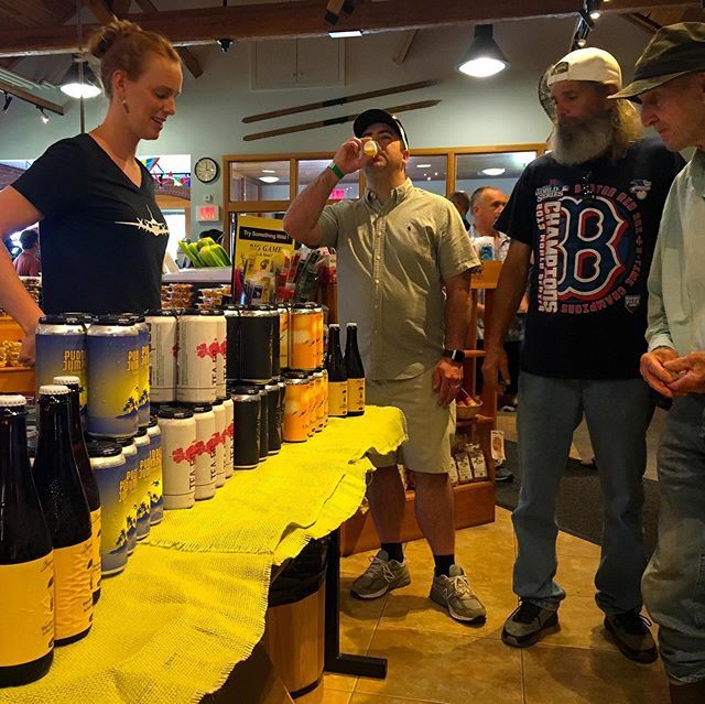 Flight Deck Brewing tweet media