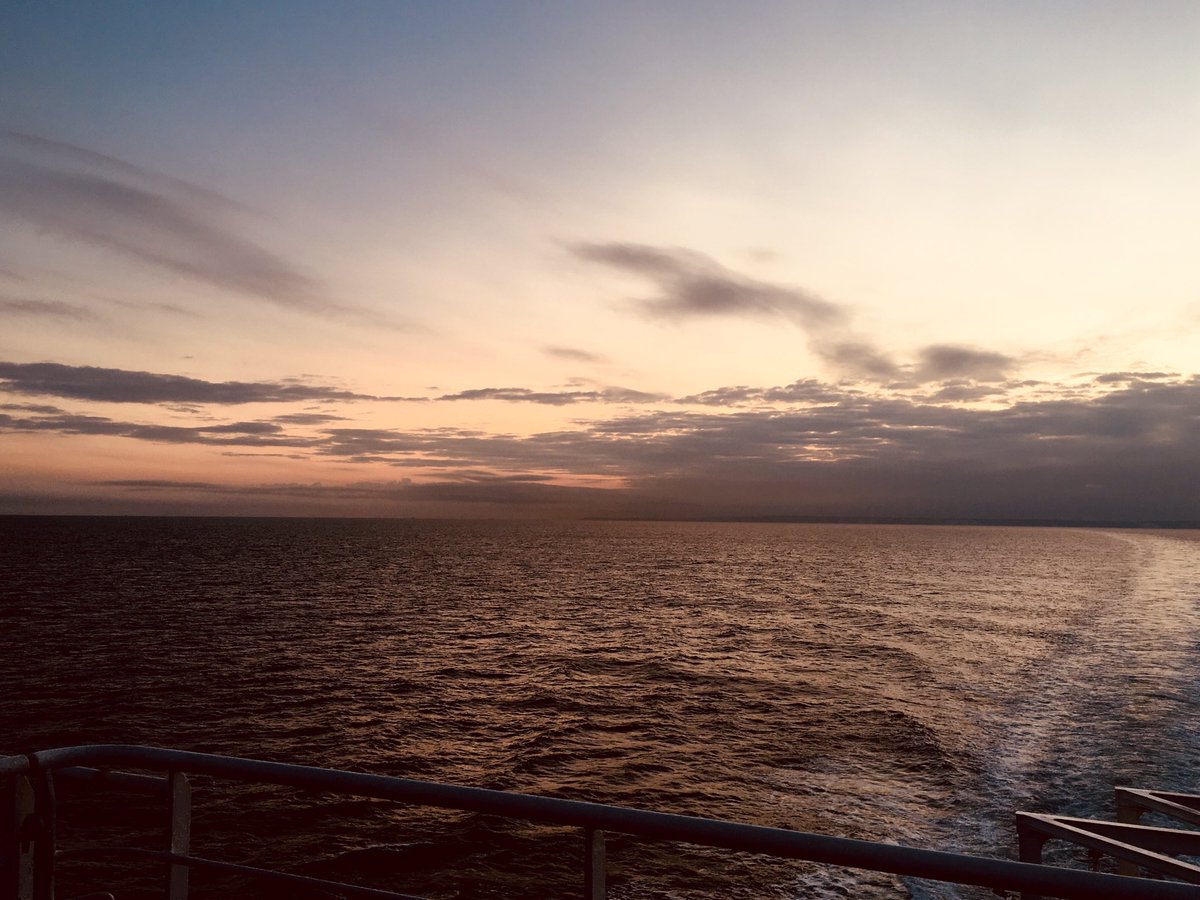 ABYyouthtrust's tweet photo. Beautiful sunset &amp; clouds as we make our way across the channel enroute to ⁦@Taize⁩ ⁦@Barlby_High⁩ ⁦@manorceacademy⁩ ⁦@bishopyoungce⁩ ⁦@york_college⁩ ⁦@JohnSentamu⁩ ⁦@DeanOfYork⁩ ⁦@AHSYork⁩ ⁦@abgacademy⁩ #pilgrimage https://t.co/BIqIwMdvnW