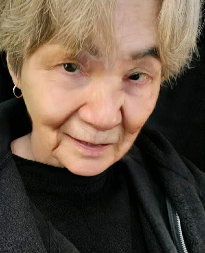 taestychai's tweet photo. WHICH ONE OF YOU TURNED BTS INTO OLD WHITE LADYS SHOW YOURSELVES https://t.co/caGgfpBSAR