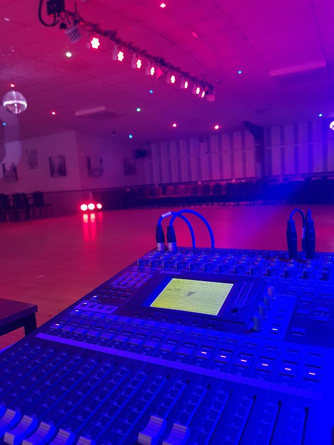 PurpleboxAV's tweet photo. Another weekend, another dance show - this time with the fabulous Dance Mania!

Sound &amp; Lighting by PurpleBox AV - find out more at https://t.co/jzBKcVybe3 or get in touch via Facebook or email to find out how we can help with your event.

#dance #eventhire #eventprofs https://t.co/GNF4QhkDfe