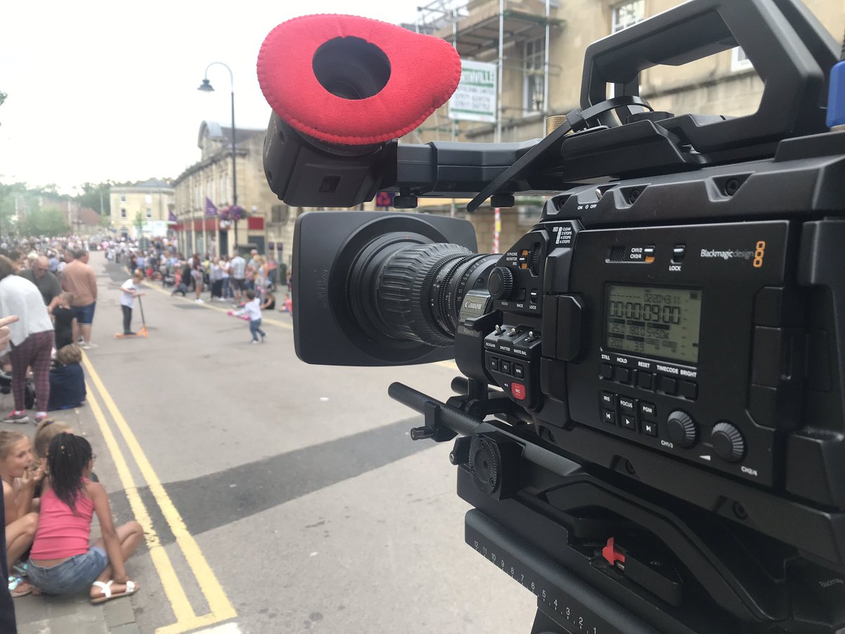 solo16uk's tweet photo. Great shoot today in #Chippenham for their Carnival with @ChippenhamBID @Chippenhamtcl. Thanks to @MsChrisGibbs on interviewing duty. Highlights video out on Monday. #Wiltshire #Chipcarnival #eventfilming https://t.co/gab8ZJefPd
