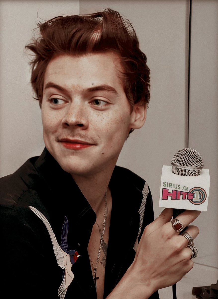 ━ ❛His body a bloody-ruby radiant with noble passion, sun-souled Lucifer.