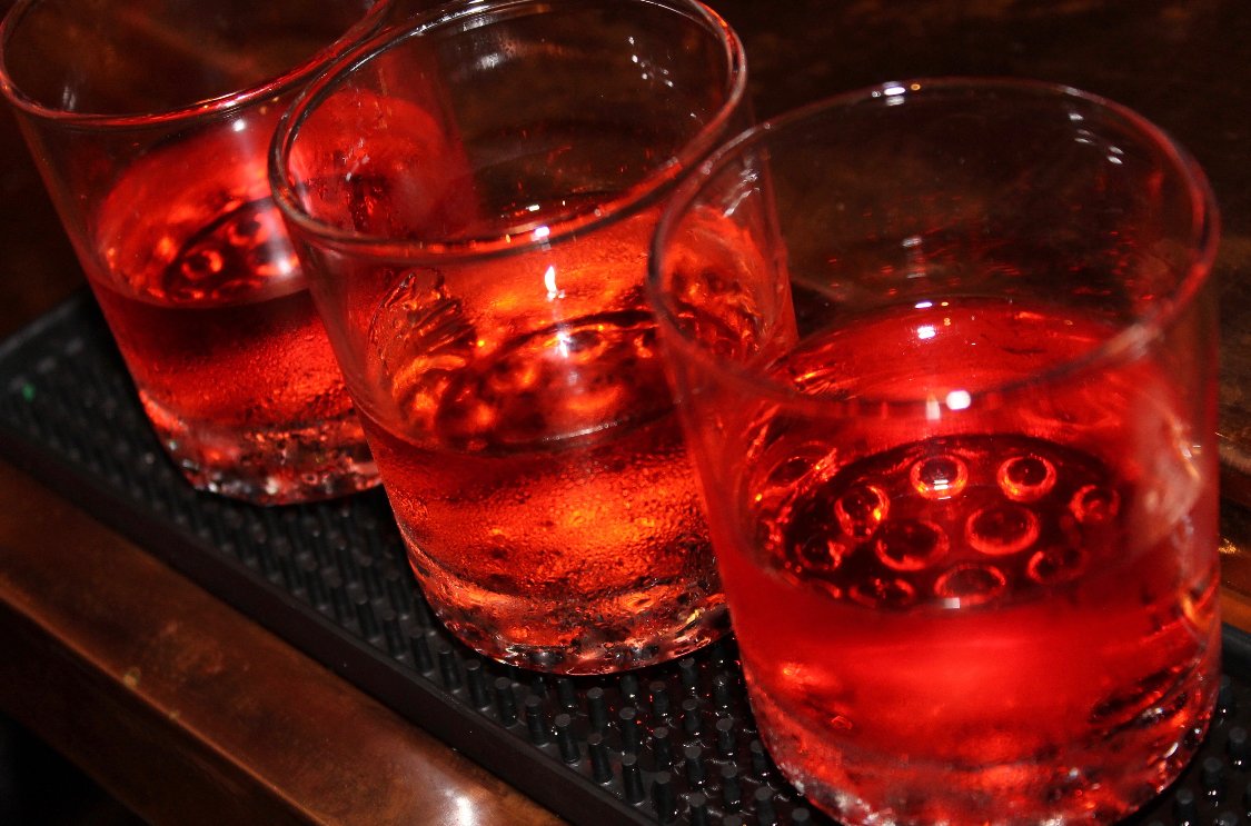 Happy Saturday fellow north libertians! Come cool off and enjoy one of our featured drinks of the week, bells oberon, big grove que será, moscow mules, and vegas bombs. See you soon!