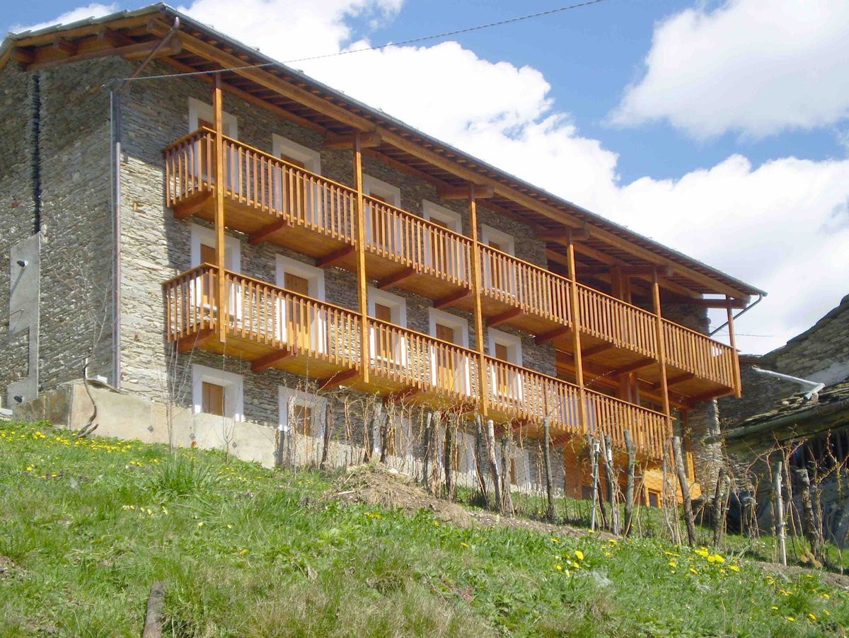 regis_daniele's tweet photo. Ultimi giorni per visitare la grande rassegna sull '#architettura #alpina al #Filatoio di #Caraglio Renato Maurino e la #bio #architettura #architetti #arco #alpino Unione #Montana #Valle Grana #Groupar @PoliTOnews https://t.co/Vruvb0xvWQ https://t.co/IrEsNEvDb0