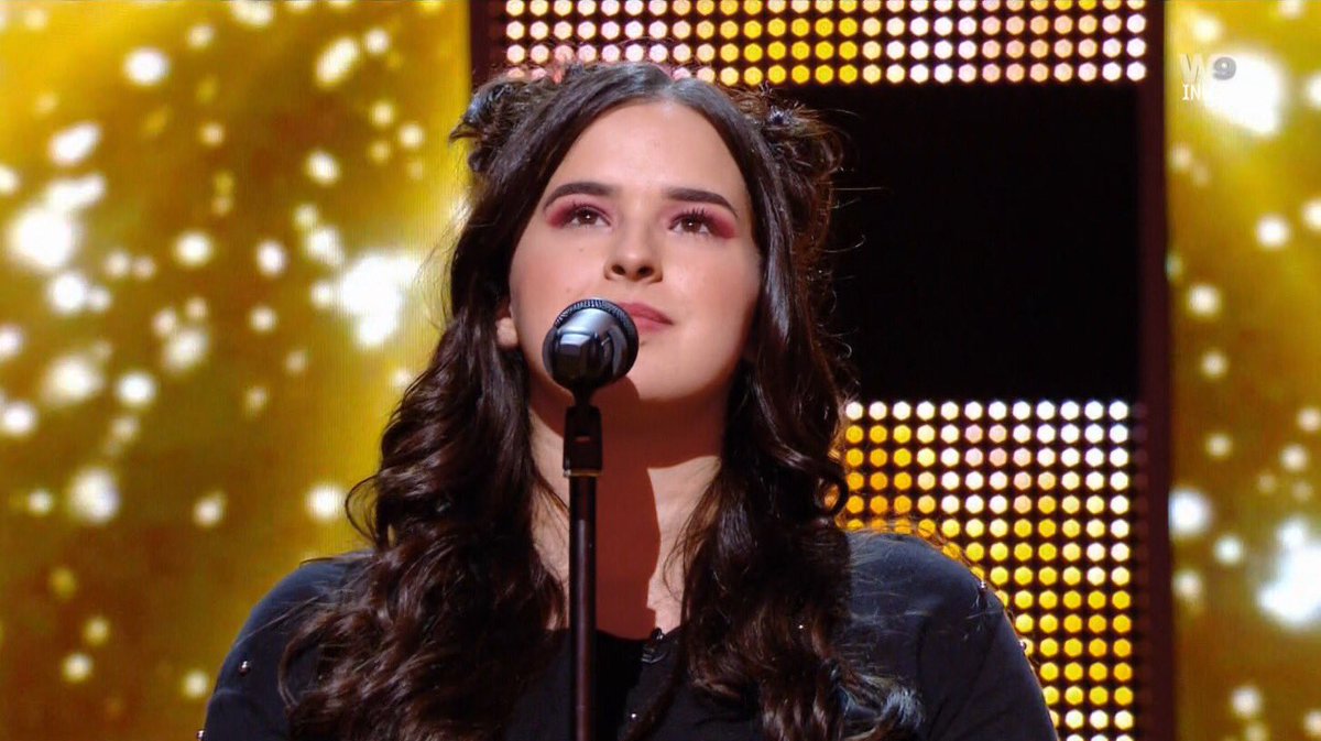 Melina_Bne's tweet photo. Par ce que je suis trop une soeur gaga ! Ma soeur tu étais rayonnante ce soir ! 🥰❤️ 
#Togethertam #togethertousavecmoi #togetherw9 #m6 https://t.co/f3nL9mi8kY