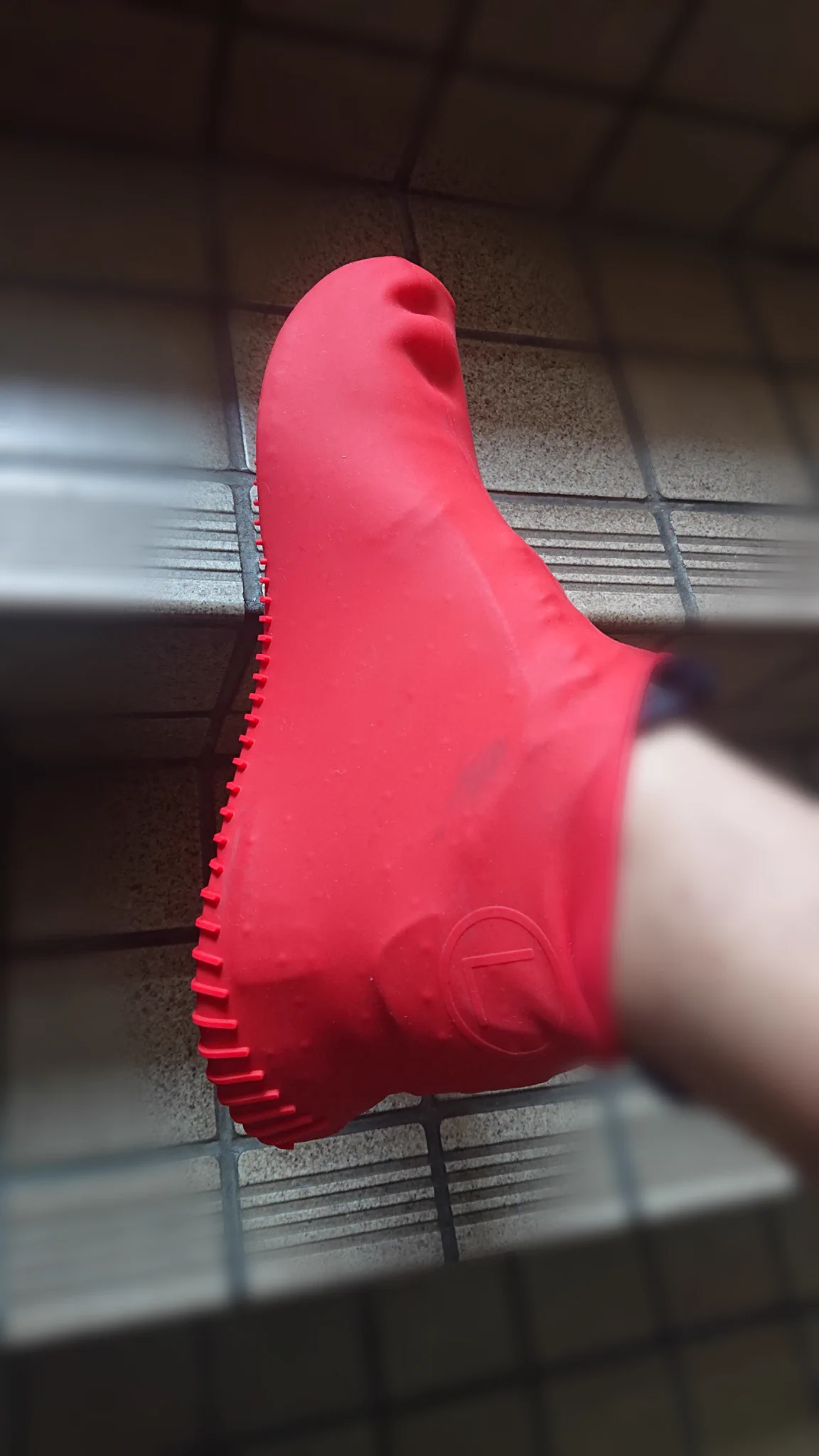 今の時期にもってこい！！レインシューズカバー！！