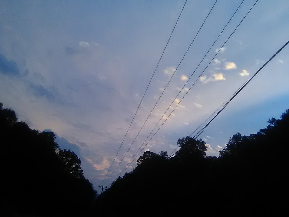 SweetmamaJJL's tweet image. 😘😉🤘one more night ... My man and I are going to have some fun all through the Appalachian trails. #SouthernFun #Love #Nature #Thankful 🌄