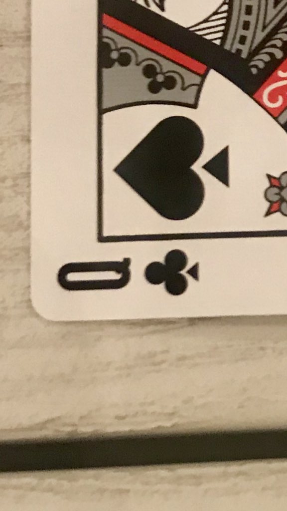 tmitros's tweet photo. @theellenshow is something wrong with these cards?? https://t.co/PNzblYULVR