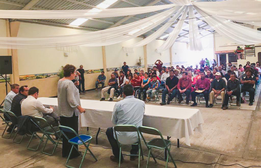 BerthaLujanMx's tweet photo. Ayer terminamos nuestra gira por el estado de #Puebla. Realizamos asambleas informativas en Izúcar de Matamoros, Tepeaca y Puebla Capital. Muchas gracias a la militancia de #MORENA y a quienes me acompañaron e invitaron a este bello estado. Saludos. https://t.co/u383B20SBy