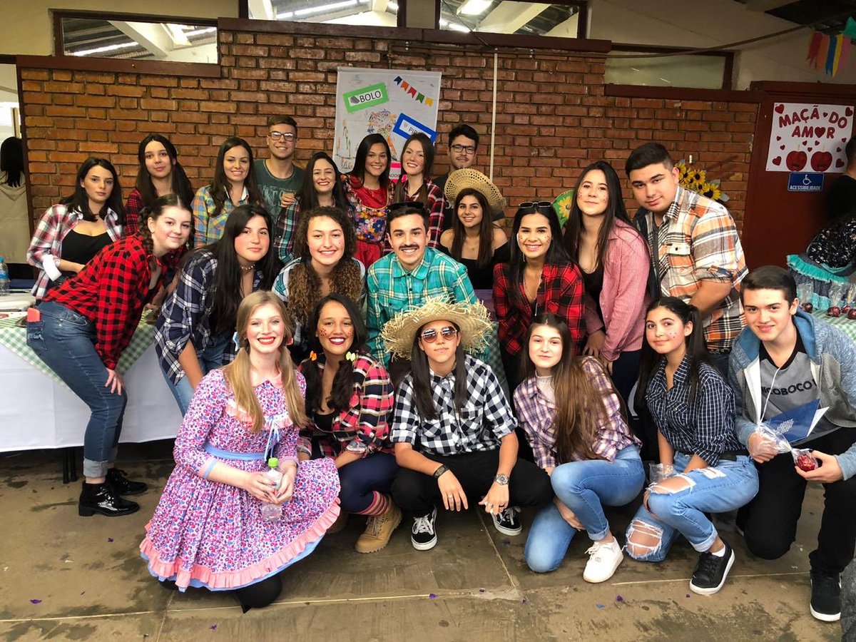 gremioig19's tweet photo. Neste sábado aconteceu o Arraiá do IG! Obrigada a todos que compareceram e colaboraram para essa festa que foi um sucesso!! 🎉 https://t.co/EvLOVo3l0a