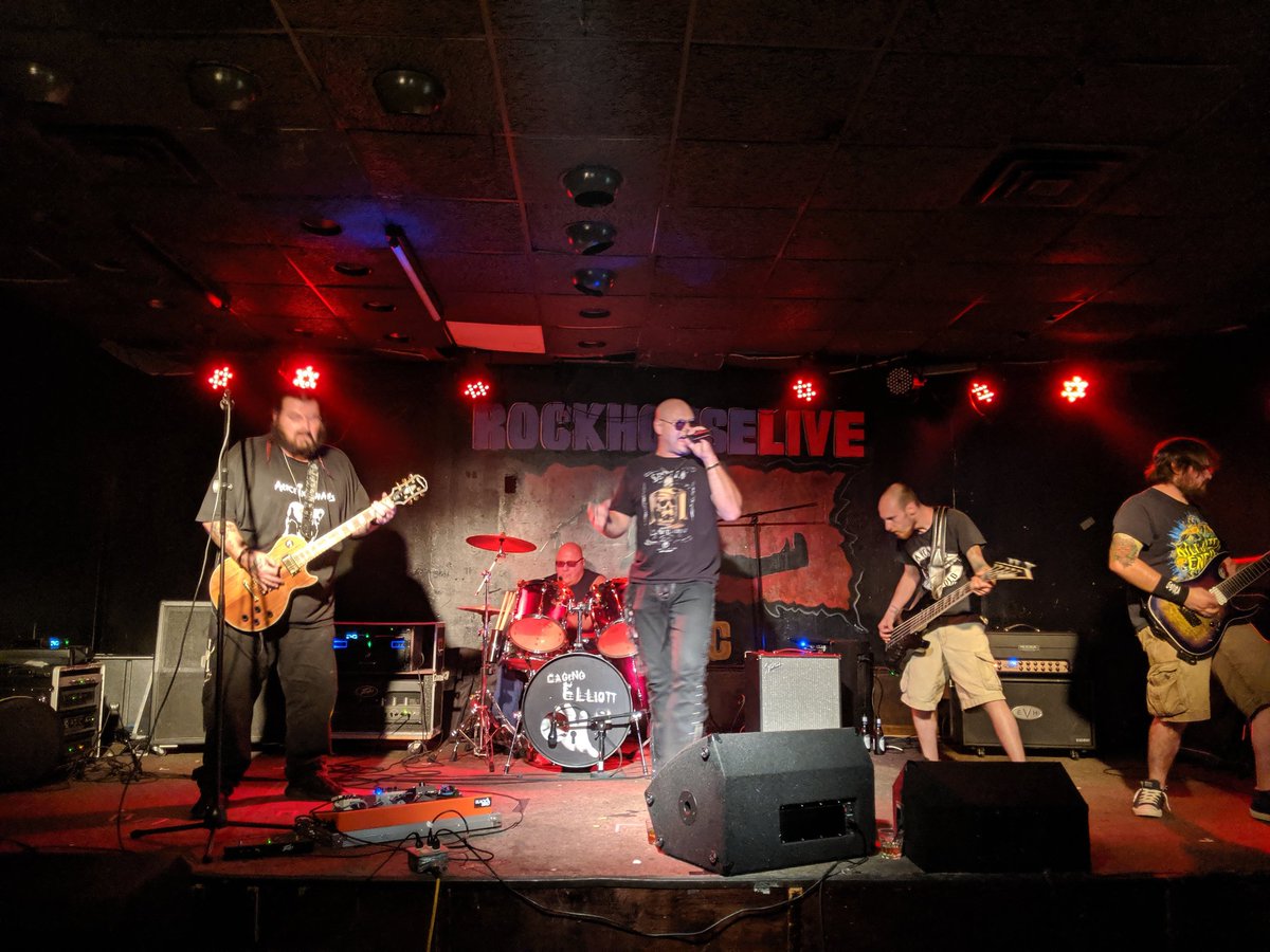 semantic_shift's tweet photo. Thanks to all the bands that played with us yesterday. Big shout out to @CagingElliott, @THEREDMOUNTAIN1, @nefariousdamnthing Y'all brought it to the house! #semanticshift #progressiverock #memphis #rockhouselive https://t.co/6E39I7R04A