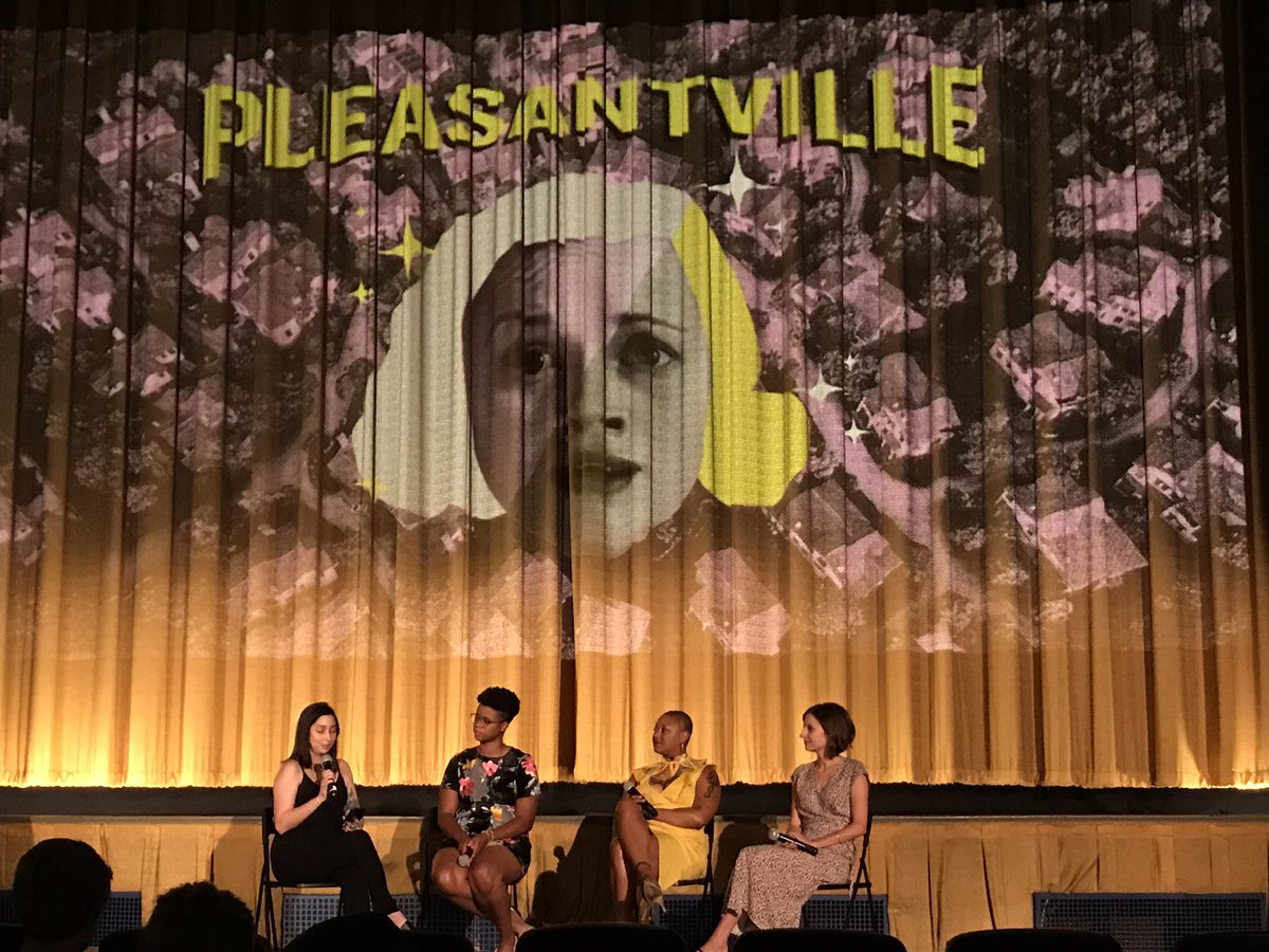 heavisj's tweet image. Excited to learn more about sex education and abortion access from @doczo1, @1marlastewart, and @sauralimmons!

Thanks @dopegirlszine! #RJAllDay