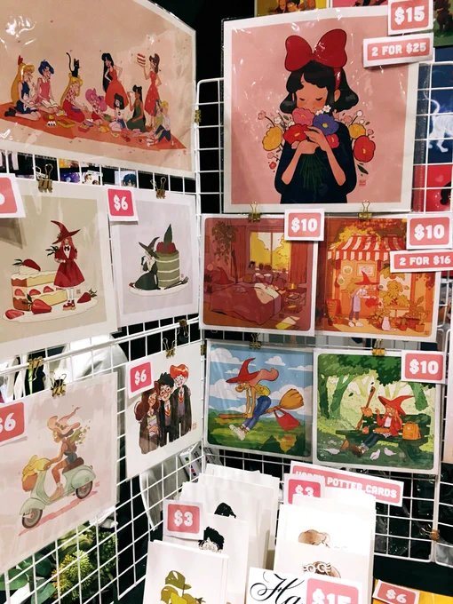 Smash! Day 2!! Come visit @blurring_my_day and me at table E8 ??? 