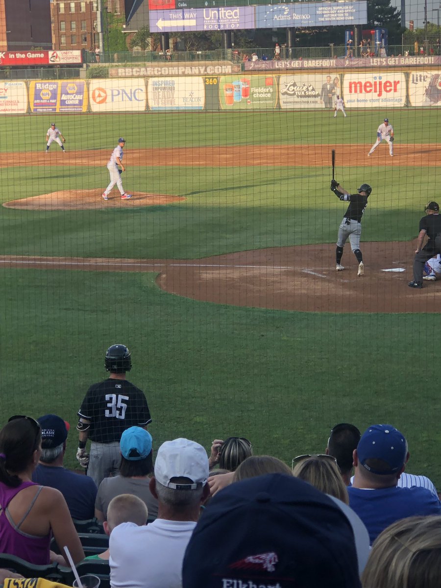 @royaltytoursusa @eddiesofficials @9onhockey @rstones199 @keribo1 @daveaplus @mfishbein44 @johnnysfgiants @marctalky1 @Mrs_Diffle @diffle @EPLSB #MiLB 19 #SouthBendCubs @riverbandits_hq  w @gilligan80 near sellout #fireworks