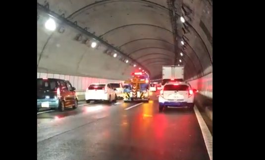 横浜横須賀道路