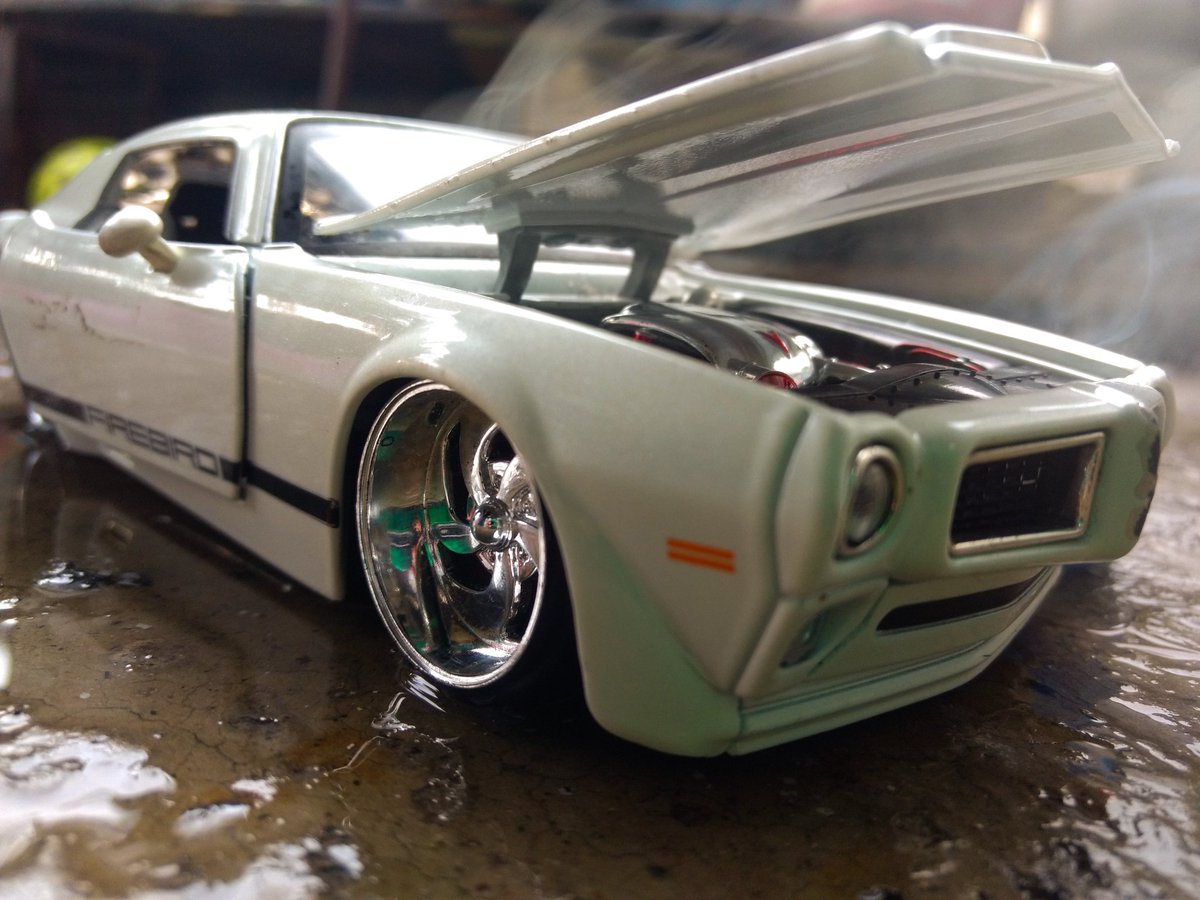 Borkphotography's tweet photo. Pontiac Firebird año 1972 escala 1/24🚗

#clasico #Mex #ASB #escala #atz #Pontiac #fotogeafia #thebork 

Más redes sociales📱

Facebook.The Bork Photography
Instagram.@bork_photography https://t.co/ITgtDW7ivU