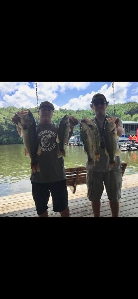 ZachLeeper's tweet photo. 3rd place and big fish in the Decatur County Club on Kentucky Lake. #PowerPole #Enigma #MercuryProTeam #SolarBat https://t.co/L2fR6ba20t