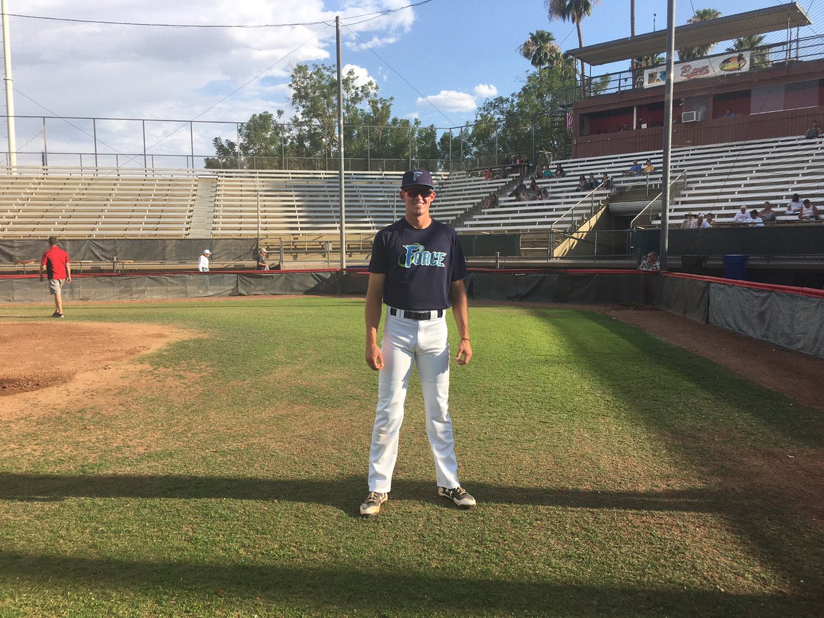 sdforcebaseball's tweet photo. Blaze 🔥 getting ready to hit for the fences... #represent #HomeRunDerby #SCCBL https://t.co/0josqzObFa