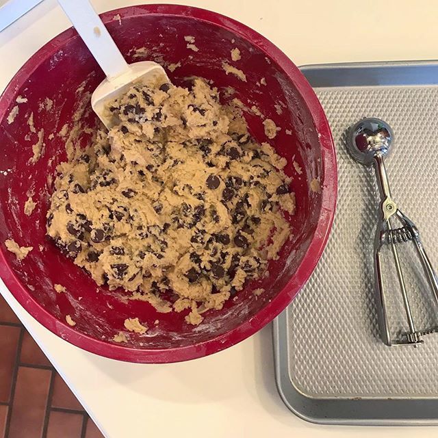 Anyone else getting ready for the local fair or rodeo?! 🎟
. 
Repost @ksfarmmama
・・・
As a 4-H’er, I made LOTS of cookies. For my first fair, age 7, I made a single plate of cookies and got a purple ribbon.
.
.
.
My second year, I basically decided to … ift.tt/2YTk3U3
