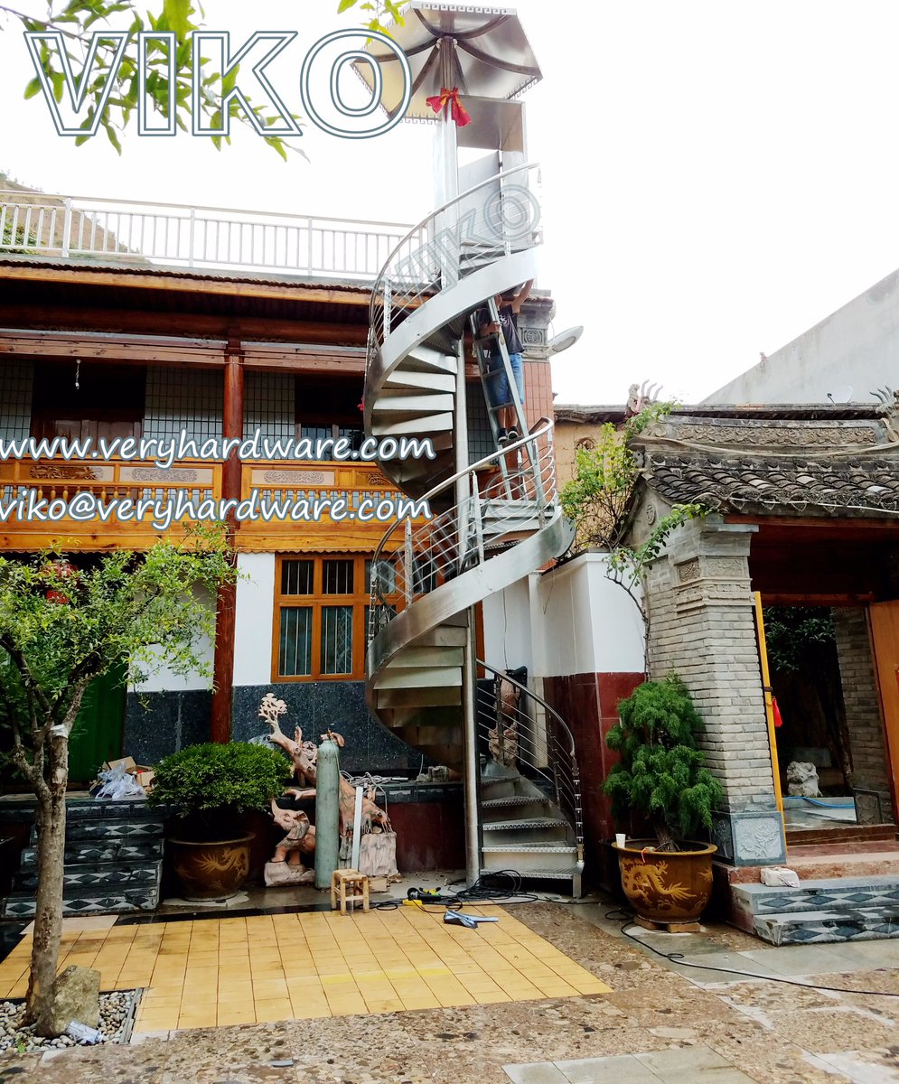 WingVery's tweet image. Installed on an outdoor stainless steel spiral staircase.
veryhardware.com viko@veryhardware.com very@veryhardware.com Eva Li Mobile: 86 13620350221 #veryhardware #vikostair #sydney#northshore #melbourne#australia#spiralstair #steelstairs #stairs#architecture