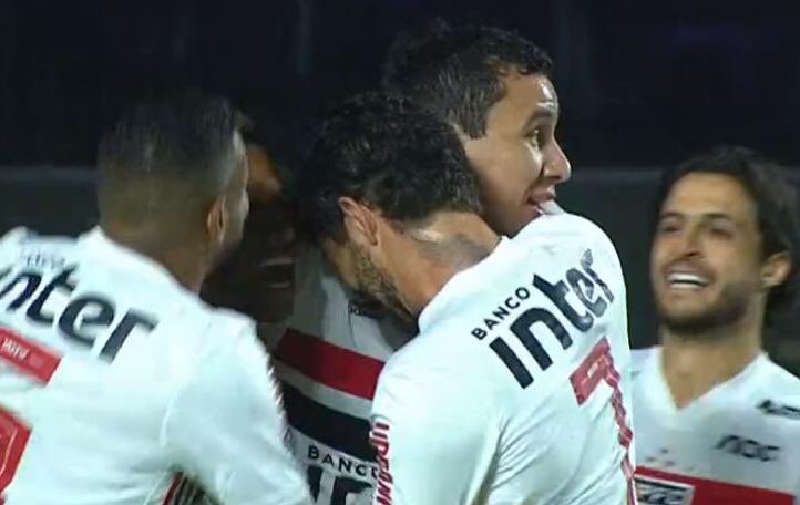 Foi um grande clássico!! O time se comportou bem nesta volta do campeonato. Novamente a sorte jogou contra, mas em algum momento jogará a favor!!