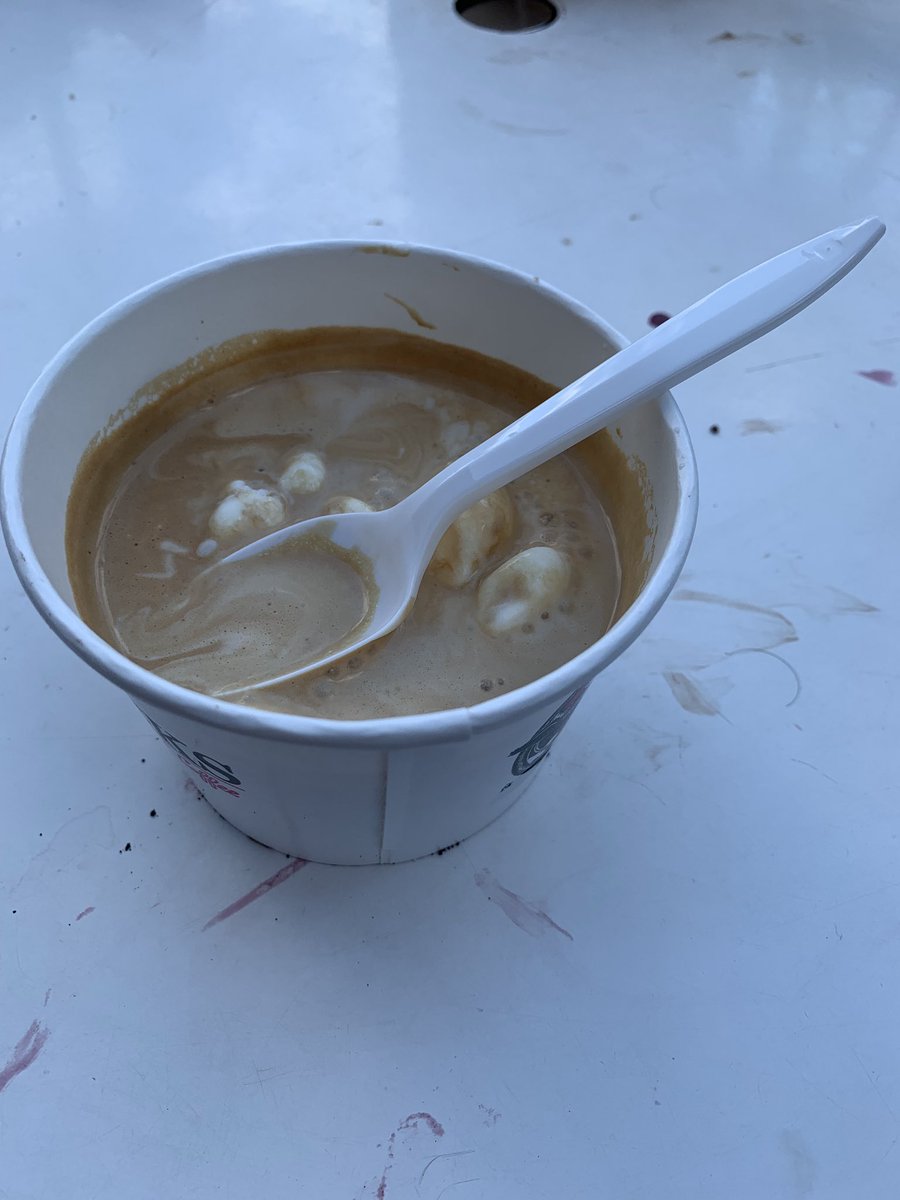 daniilatcerulli's tweet image. Busy day in Boston today: Jamaica Plain Porchfest, JP Licks, and stooping it in Back Bay