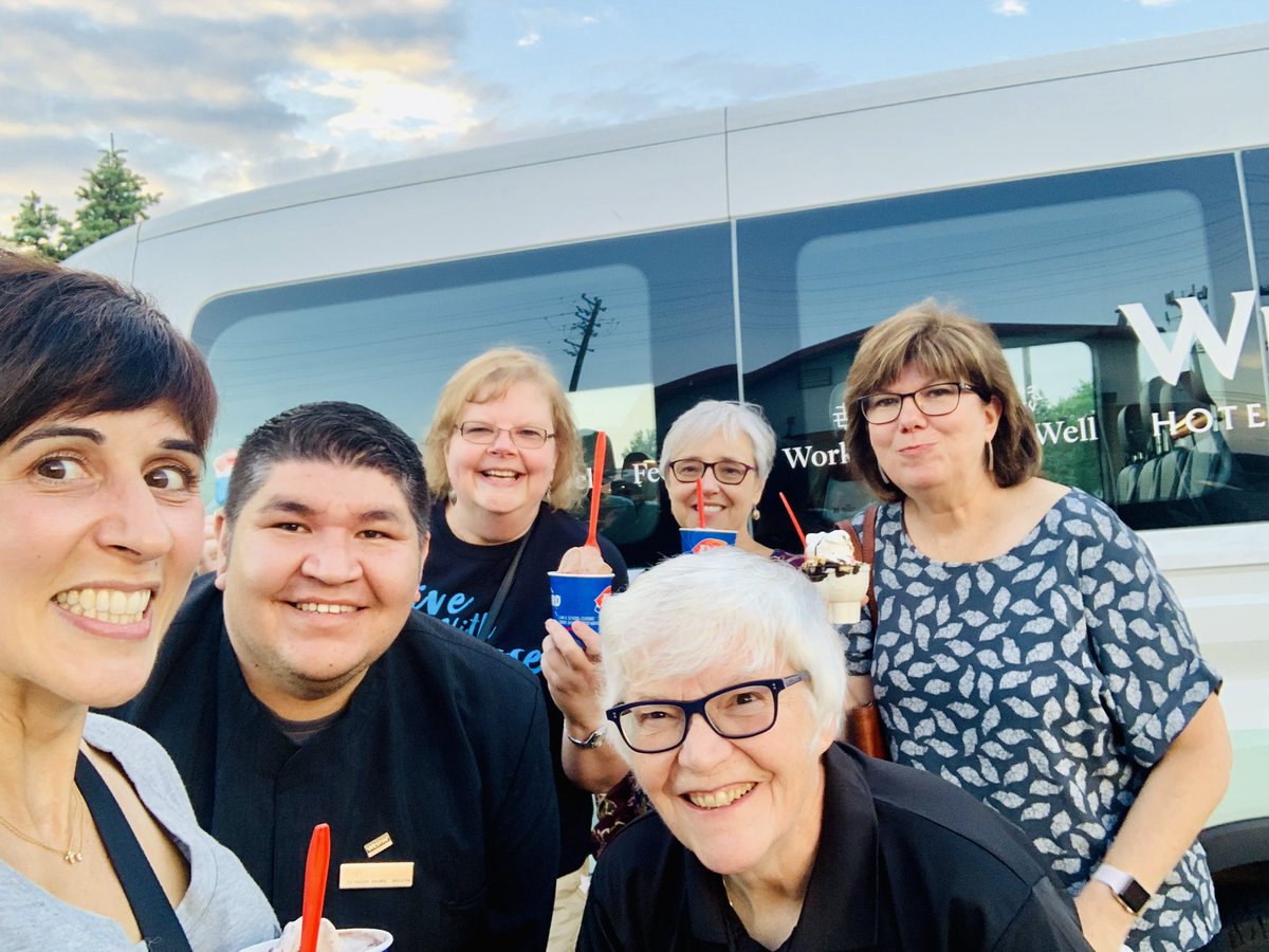 DocLauraLawler's tweet photo. A big thanks to our awesome driver from Westin! Fun night with #DynamicDistrict3! #WeLoveIceCream! https://t.co/3kuJQCpTiL