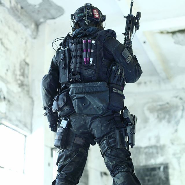 LeBLANC51tA's tweet photo. #teamblackwalker #airsoft #airsofter #airsoftgun #airsoftguns #airsoftworld #airsoftnation #airsoftobsessed #airsoftphotography #military #tactical #tacticalgear #tacticool #cosplay #pewpew #pewpewlife #specialforces #operator https://t.co/njyFQkwYbx https://t.co/WyjRdHSuLG